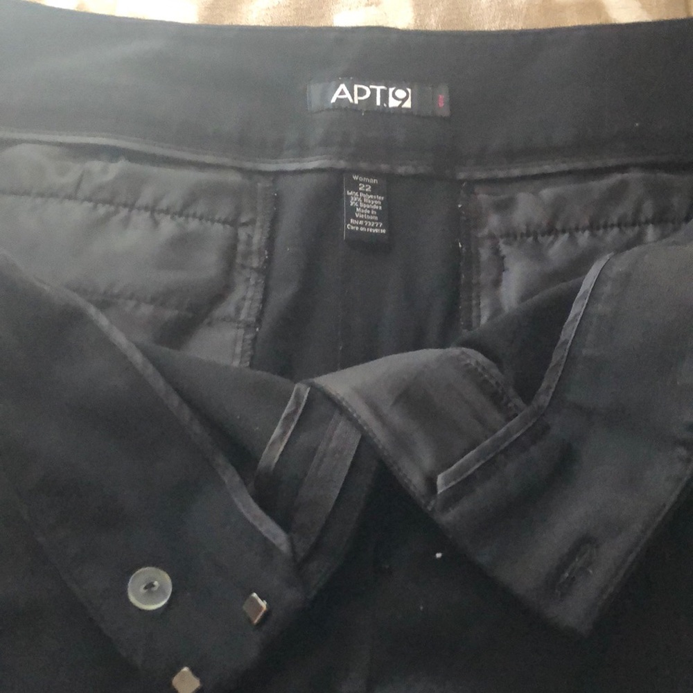 black pantsuit - Picture 3 of 3